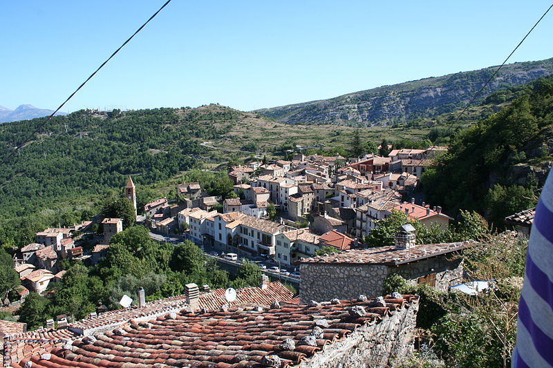 PIETRACAMELA :: Piazza